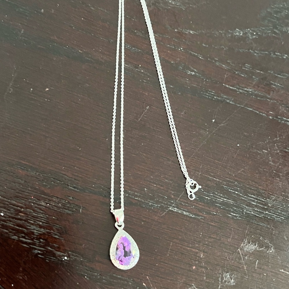 Sterling silver purple teardrop pendant necklace - Picture 5 of 7